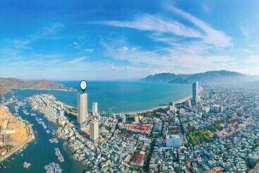 Huoneistohotelli Altara Seaview Quy Nhon Condotel