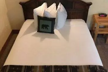 ホテル Glacier Guides Lodge