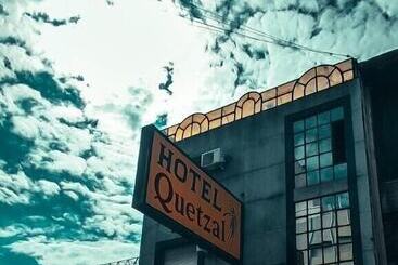 هتل Quetzal