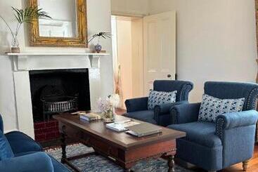 צימר The Customs House Port Macdonnell