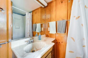 Kır Evi Franconia Home W/ Community Pool & River Access!