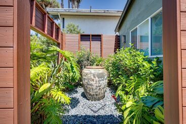 کلبه Hawthorne Home W/ Covered Patio & Basketball Court