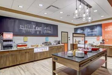 Hotelli Hampton Inn & Suites Cincinnati Midtown Rookwood