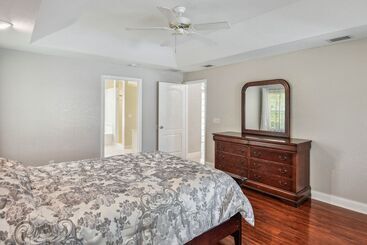 Vakantiehuisje Palm Coast Escape: Screened Lanai, Saltwater Pool!