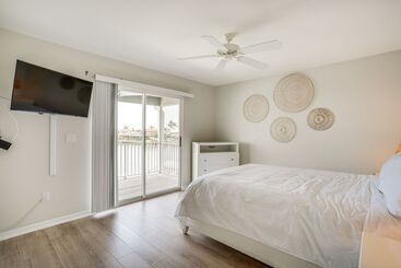 Dom wiejski Waterfront Retreat W/ Pool On Caloosahatchee River