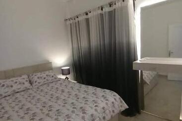 هتل آپارتمان Aqua Palms Resort