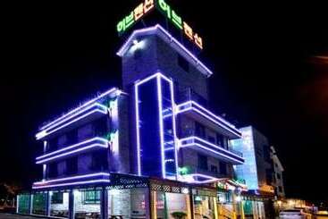 Boryeong Hub Pension