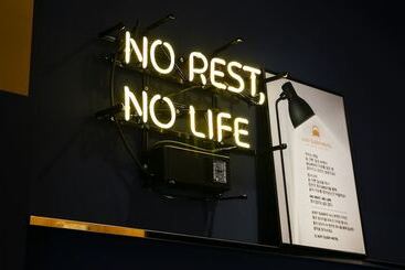 Motel Daejeon Yuseong Just Sleep