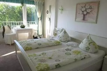 Bed and Breakfast Gaestehaus Jagsttalblick