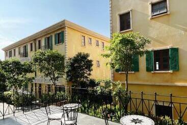 هتل Mellon Oasis Phu Quoc