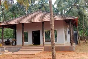 Tarulya Lake View Resort