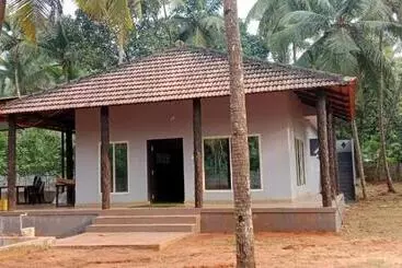 Tarulya Lake View Resort
