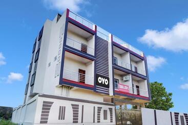 Oyo Flagship Jp Hotel & Banquet