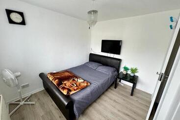 ペンション Cozy Home