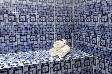 هتل Best Western Plus Danat Almansak