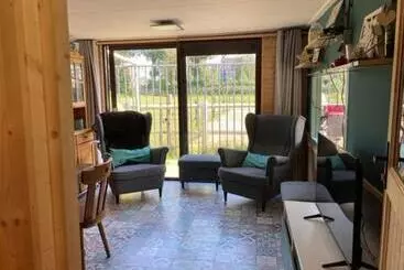 Majatalo Aan De Dijk