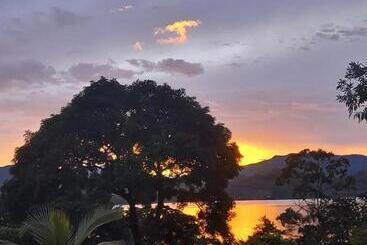 פנסיון La Posada De Sauce