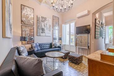 فندق El Petit Palauet