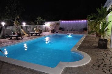 هتل Fanélie Location