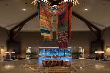 호텔 Hilton Jiuzhaigou Resort