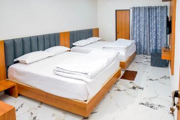 فندق Kardhar Inn