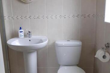 민박 Killooley Lodge