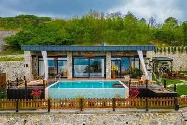 ペンション Mjoraste Sapanca Boutique Villas