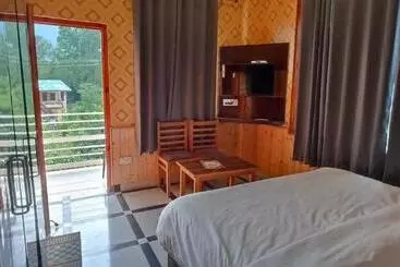 ペンション Trans River Guest House And Restaurant