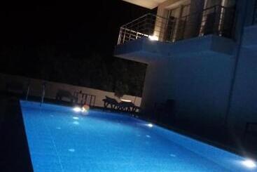 Апарт-отель Dalgiç Sui̇t Pool Club