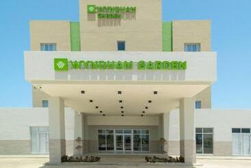 هتل Wyndham Garden El Morro Montecristi