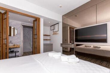 住宿加早餐 Mükellef Gümüşlük