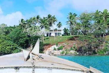 펜션 Saralee’s House