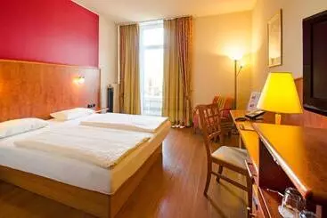 ホテル 1, 2, Sleep Boardinghouse Unterschleißheim Zentrum