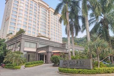 Отель Shenzhen Qiushuishanju