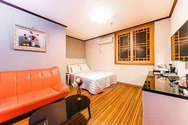 Мотель Busan Hadan Green Hill