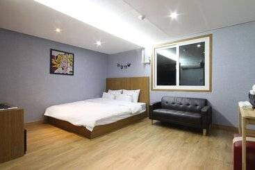 모텔 Busan Haeundae T Stay