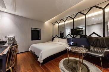 Motel Cheongju No25