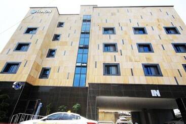 Motel Jeonju Jungang Raon