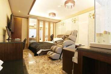 מוטל Sanbon Zzam