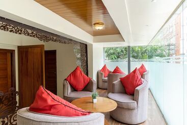 Tetrad Hotel   International Airport Road Hebbal