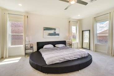 コテージ Modern Round Rock Retreat W/ Private Hot Tub