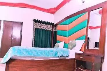 Pension Subhan Palace Karachi