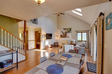 بيت ريفى Stunning Athens Retreat On Sleepy Hollow Lake!