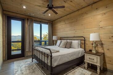 קוטג'' Swim In The Clouds