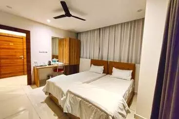 Herberge Hibiscus Tree  Bachupally