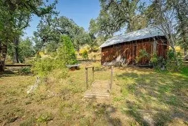 Mökkimajoitus Countryside Views: Family Friendly Badger Cabin