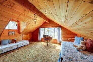 Vidéki Ház Countryside Views: Family Friendly Badger Cabin