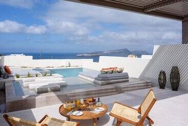 Hotel Potnia Theron Suites