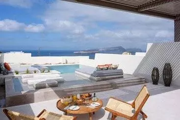 Hotelli Potnia Theron Suites