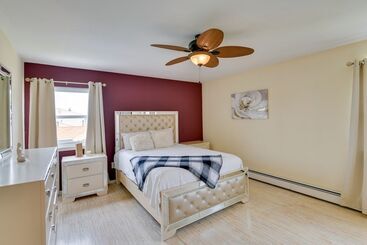 コテージ Medford Home W/ Pool, Near Golf Courses!